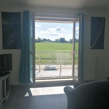 Mieszkanie Do Wynajecia 奥斯特罗达