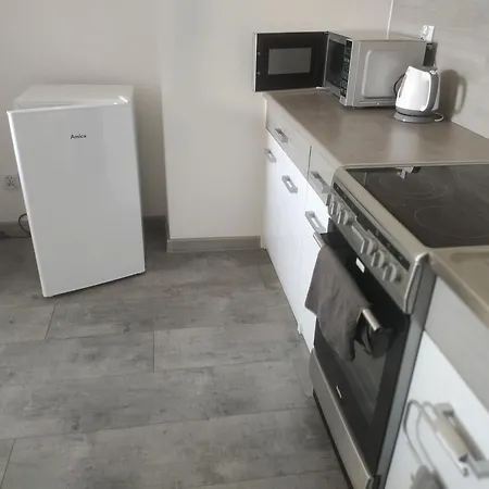 Mieszkanie Do Wynajecia * 奥斯特罗达